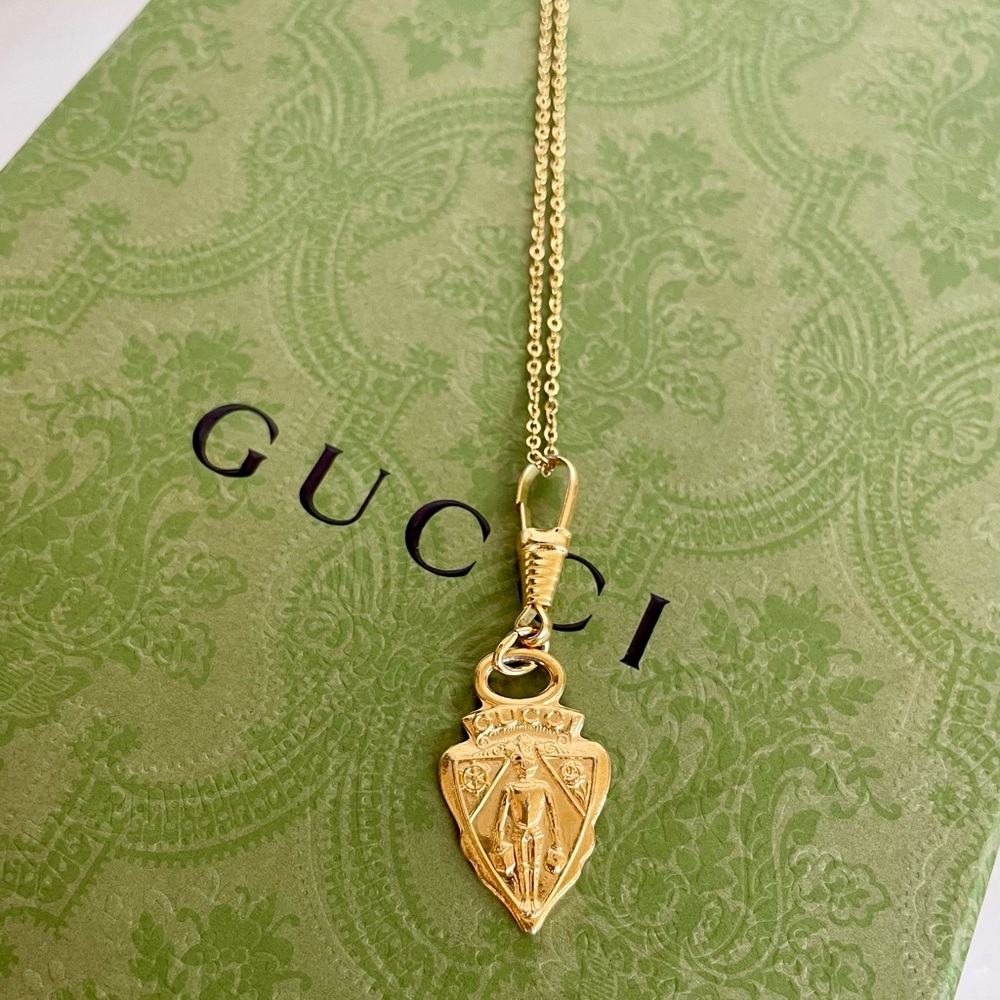 Vintage Gucci Charm Pendant Necklace | Vintage GG Pendant Necklace - Picture 3 of 6